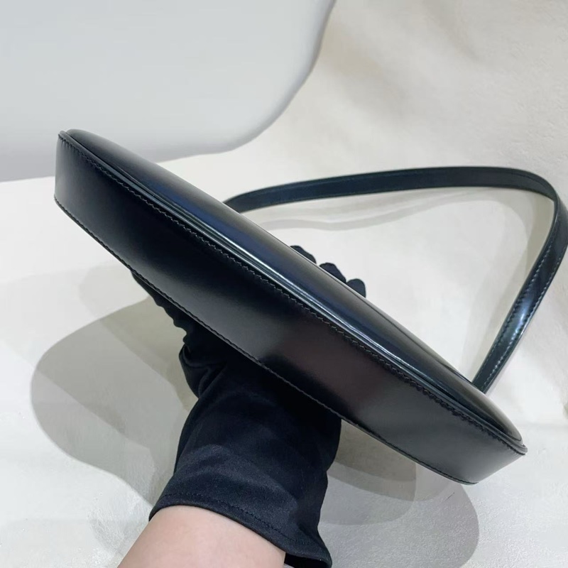 Prada普拉達Cleo腋下包-5