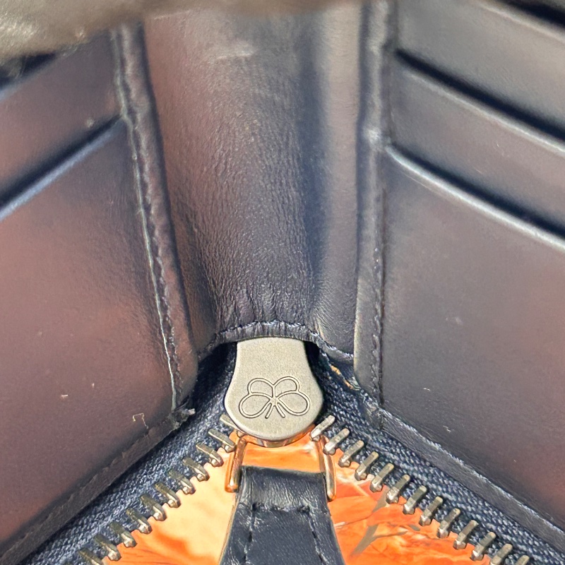 BV Zip-around ６卡邊隻羊皮拉鏈短夾-3