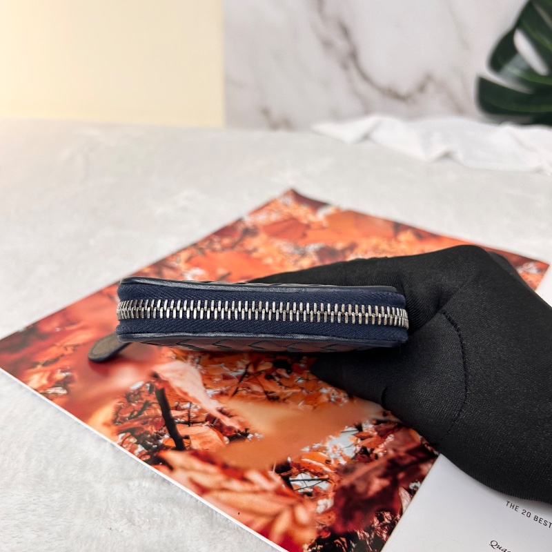 BV Zip-around ６卡邊隻羊皮拉鏈短夾-11