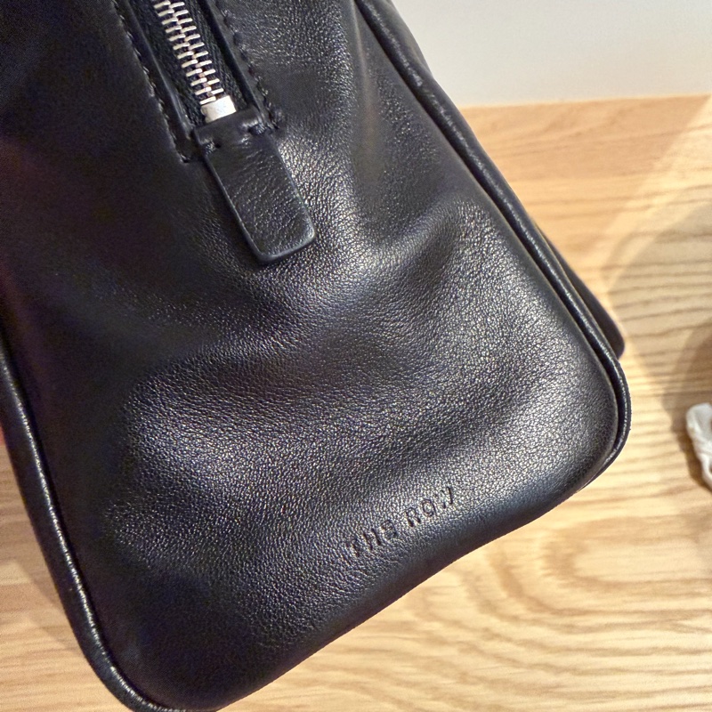 The row astra 小羊皮肩背包-3