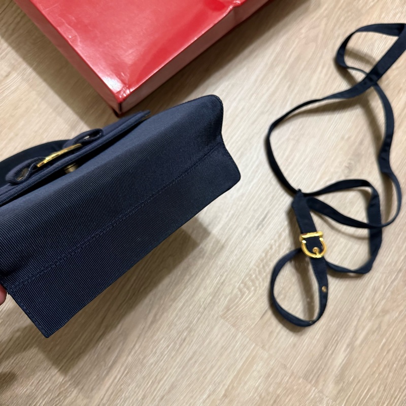 瑞奇二手精品 Ferrgamo 小包 側背 方包 手提 美品-2