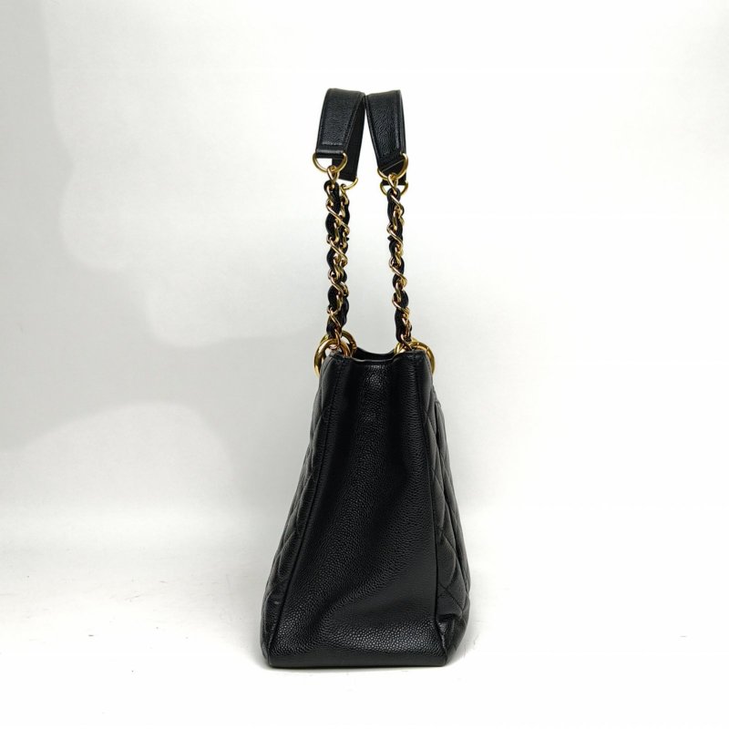 CHANEL GST購物袋小號黑色荔枝牛皮16開金扣肩背包-1