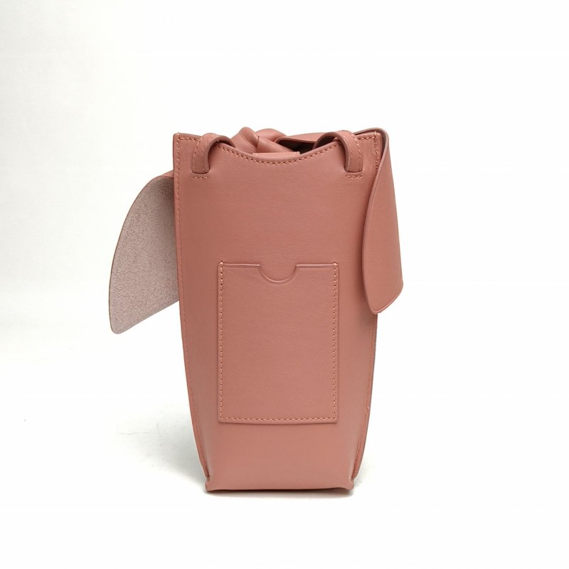 LOEWE 豆沙粉牛皮兔子手機包肩背包-2