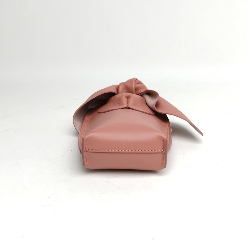 LOEWE 豆沙粉牛皮兔子手機包肩背包-4