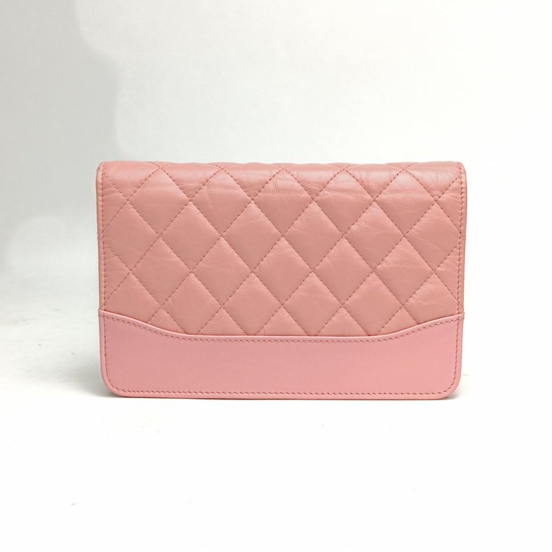 CHANEL GABRIELLE流浪WOC粉色牛皮27開金扣肩背包-2