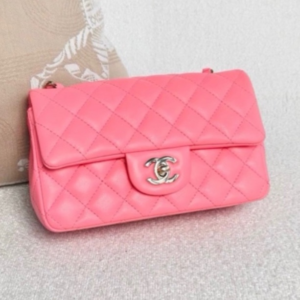 CHANEL香奈兒少女粉超限量大miniCF20單肩斜挎包-15