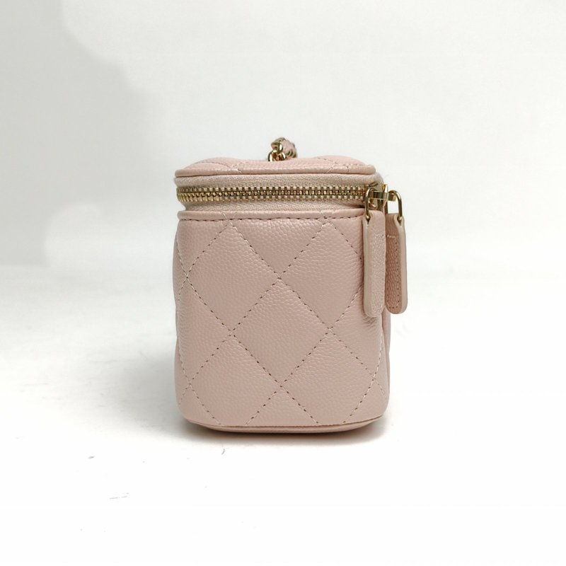 CHANEL 經典款方盒子化妝包裸粉色牛皮30開金扣肩背包-1