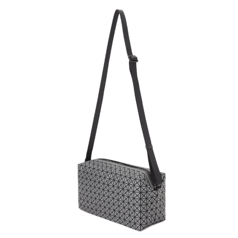 【現貨】三宅一生 BaoBao 銀灰色馬鞍包 斜背包-5