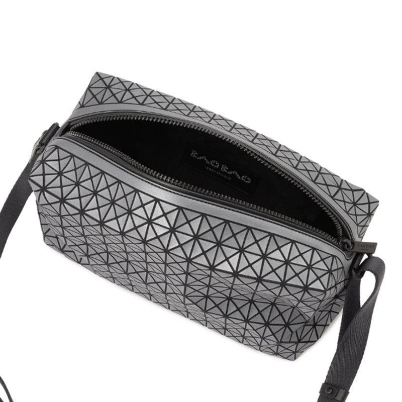 【現貨】三宅一生 BaoBao 銀灰色馬鞍包 斜背包-8