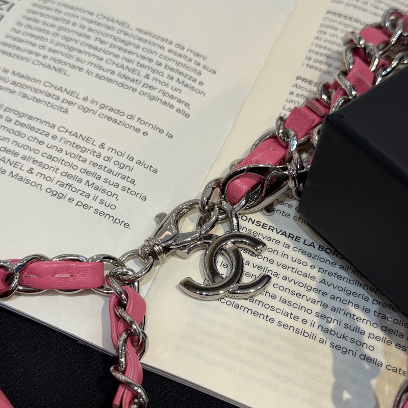 CHANEL粉銀翻蓋多功能小腰包/31-3