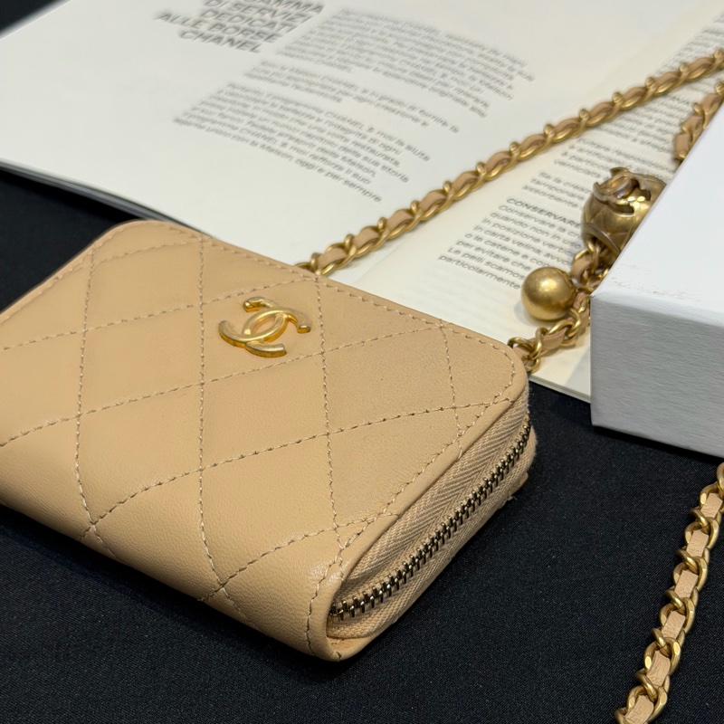 CHANEL粉金金球拉鍊肩背零錢包/31-3