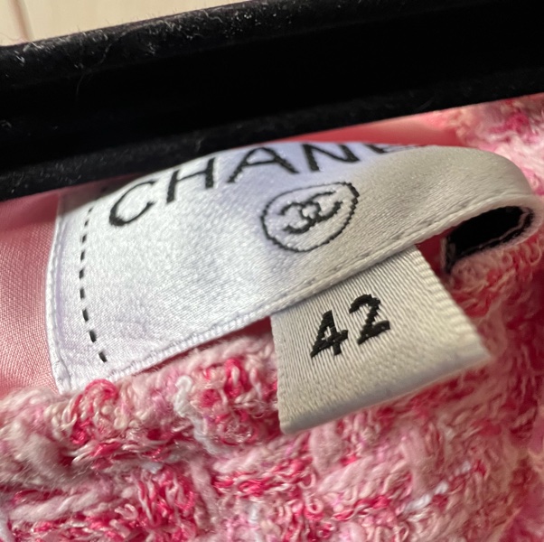 Chanel 香奈兒粉色格紋短裙（離櫃全新品）-4