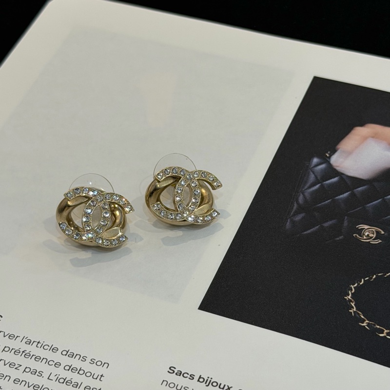 CHANEL立體雙C水鑽耳環-1