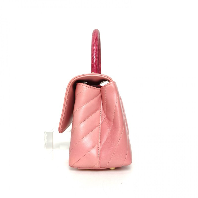 CHANEL CocoHandle小號粉色牛皮25開V紋蜥蜴皮手柄肩背包-3