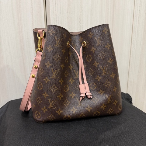 Louis Vuitton 水桶包
