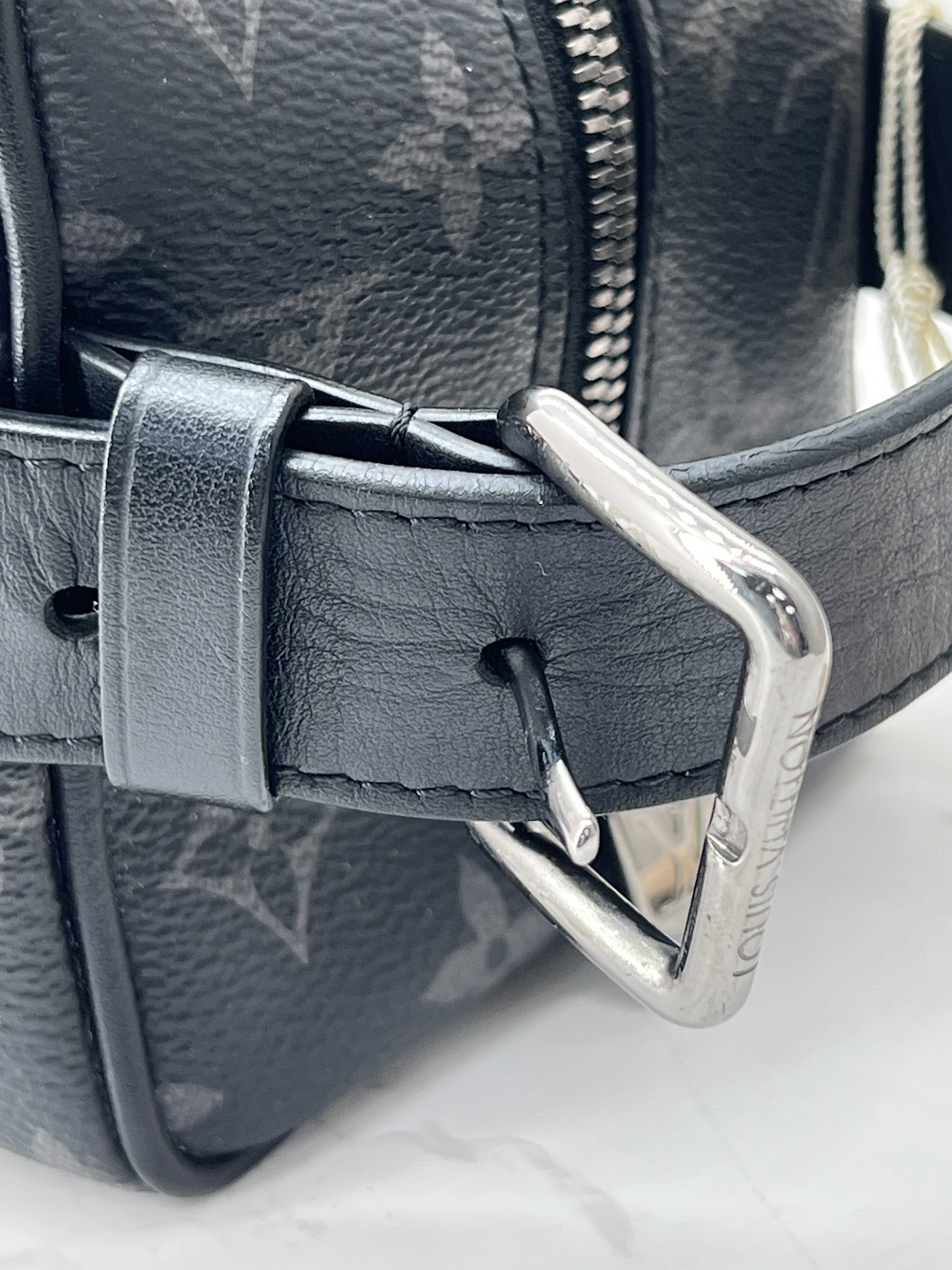 香緹國際精品 黑武士 手拿包 M83113 964-3