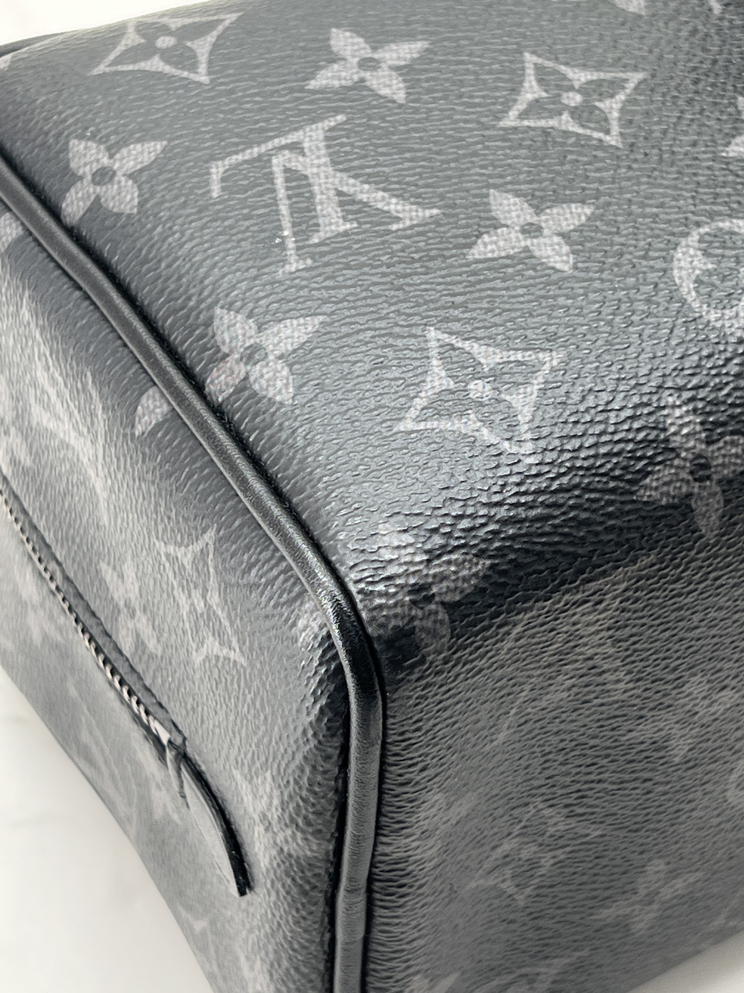 香緹國際精品 黑武士 手拿包 M83113 964-8