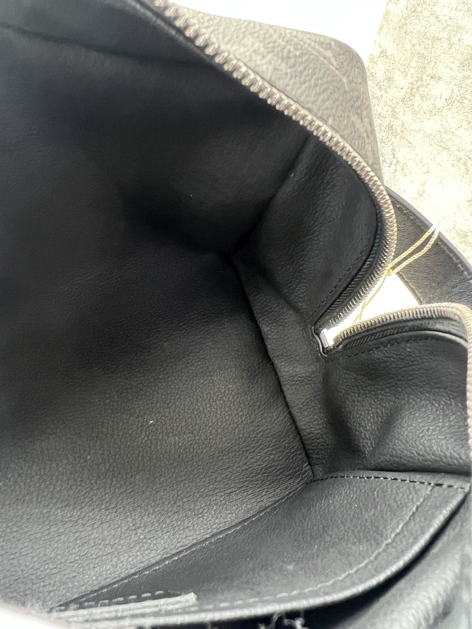 香緹國際精品 黑武士 手拿包 M83113 964-10