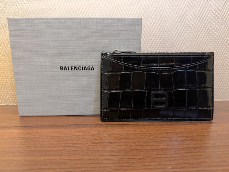 Balenciaga 黑牛皮鱷魚壓紋拉鏈零錢卡包-0