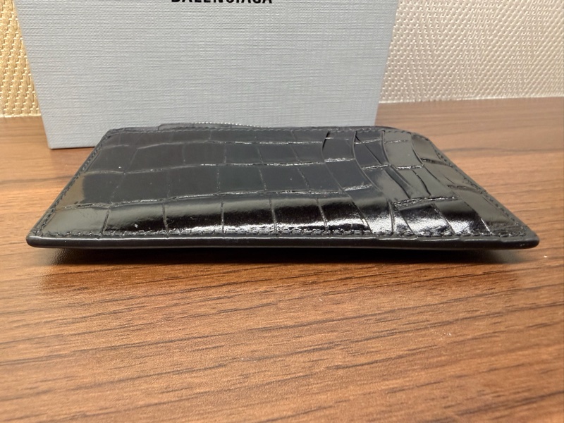 Balenciaga 黑牛皮鱷魚壓紋拉鏈零錢卡包-7