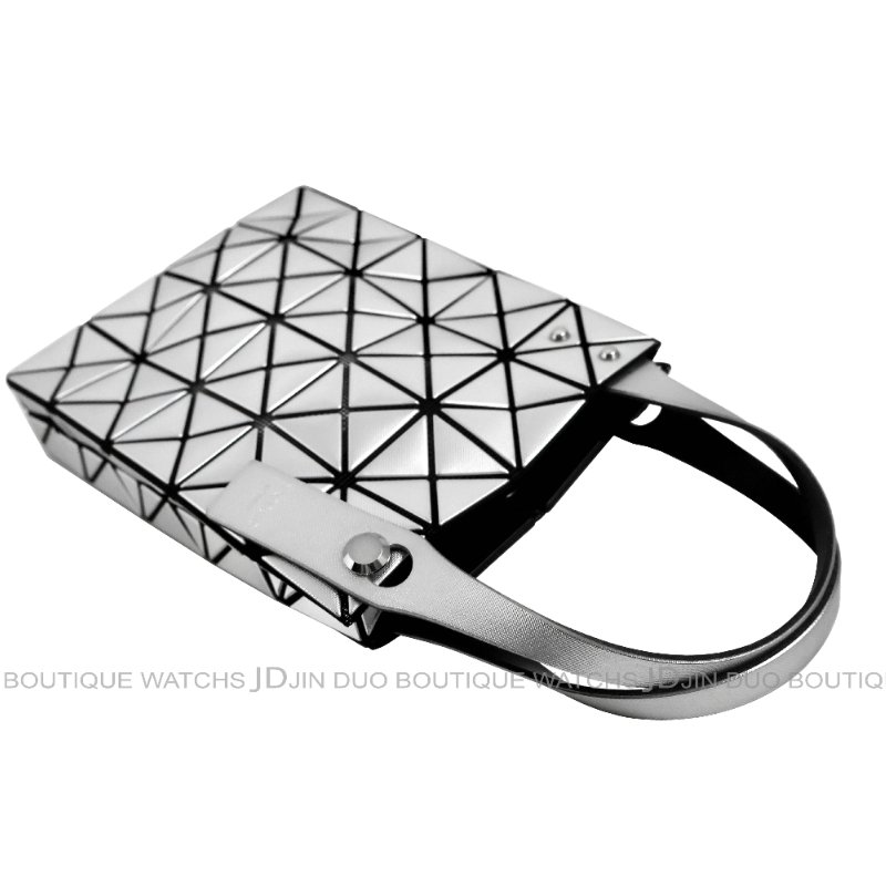 金鐸精品~2519 ISSEY MIYAKE三宅一生 BAO BAO幾何拼接圖案金屬亮銀面迷你手提包 全新品-4