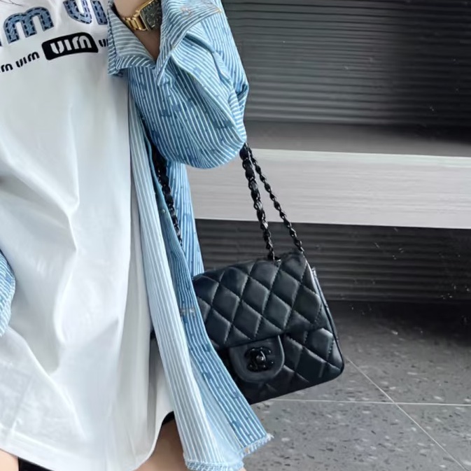 CHANEL香奈兒黑金Leboy25方胖子菱格紋🏵️全新有購證-3