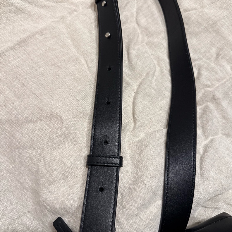 BOTTEGA VENETA金屬扭結隨身小包-19