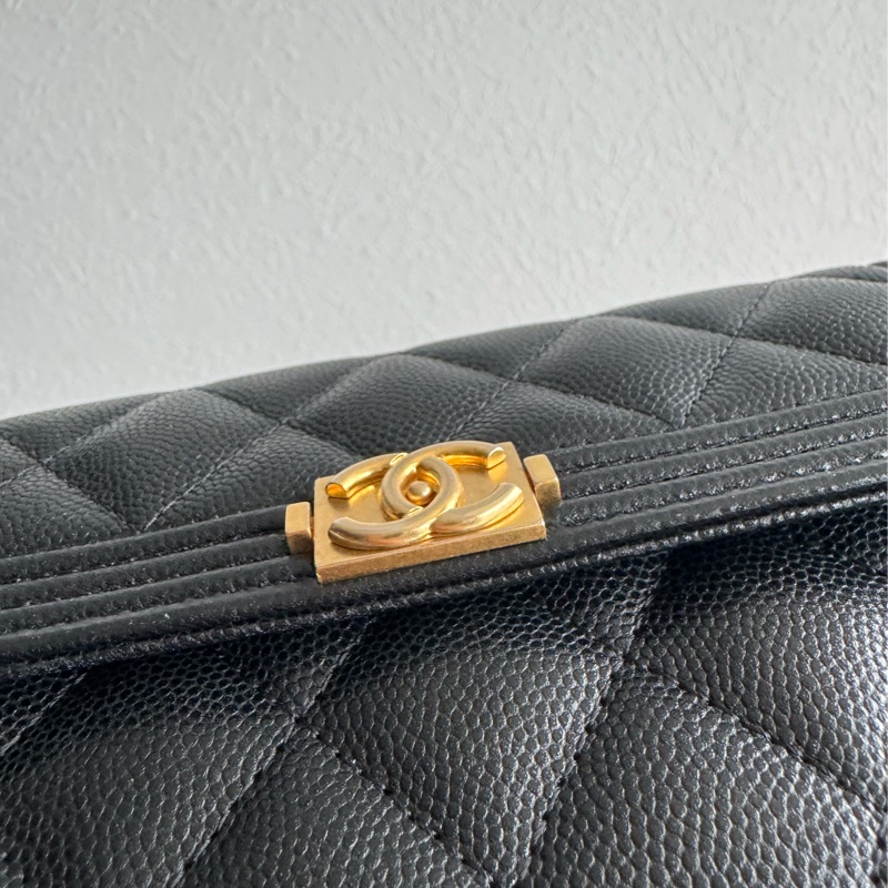 Chanel 黑色金boy釦式長夾-5