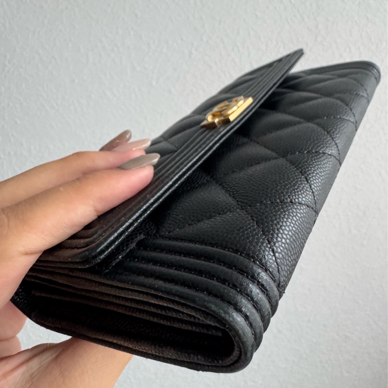 Chanel 黑色金boy釦式長夾-8
