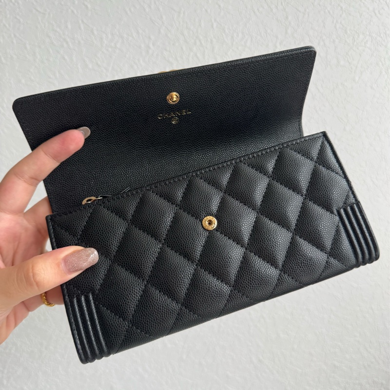 Chanel 黑色金boy釦式長夾-13