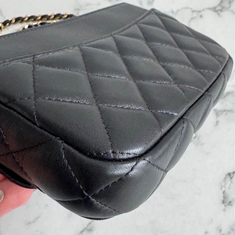 Chanel 黑羊皮淡金雙層斜背包-11