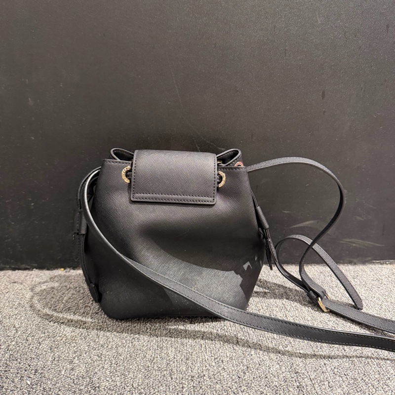 vivienne westwood防刮牛皮水桶包-7