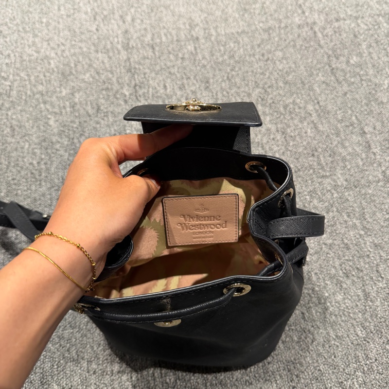 vivienne westwood防刮牛皮水桶包-9