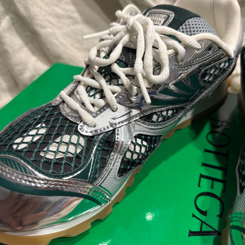 BOTTEGA VENETA 男士復古球鞋-16