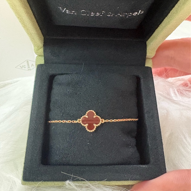 梵克雅寶Van Cleef & Arpels VCA Sweet Alhambra手鍊18K玫瑰金 紅玉髓-1
