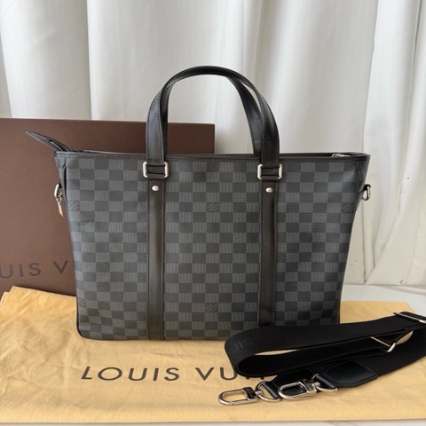 Louis Vuitton 路易威登 黑色 棋盤格 公文包 手提包 附件 有肩帶