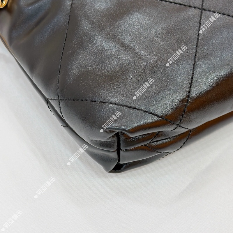莉亞精品♡Chanel 22bag mini 季節限定珍珠 二手美包-13