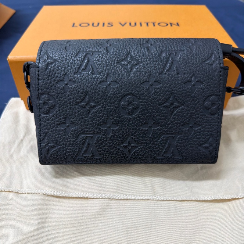 LOUIS VUITTON steamer M81746 皮革壓花 晶片版-11