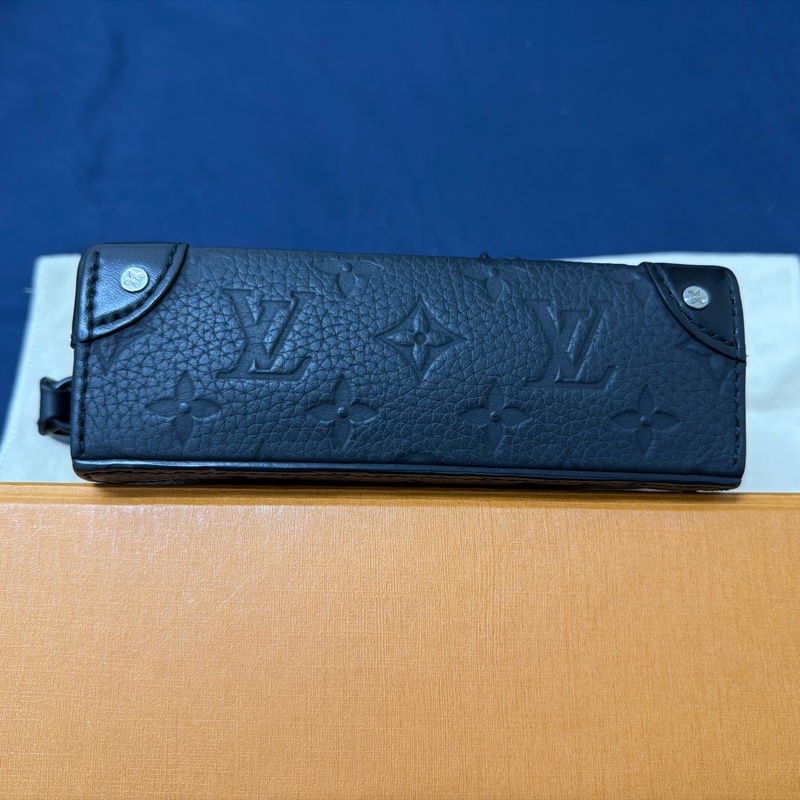 LOUIS VUITTON steamer M81746 皮革壓花 晶片版-12