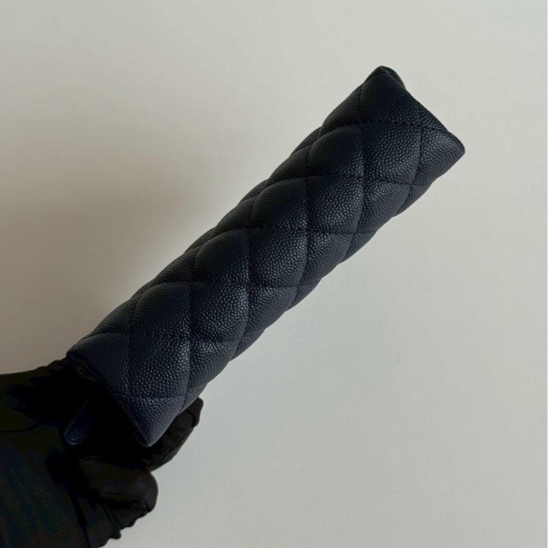 99新🆕 保卡款 Chanel 香奈兒 手拿包 深藍色銀釦-15