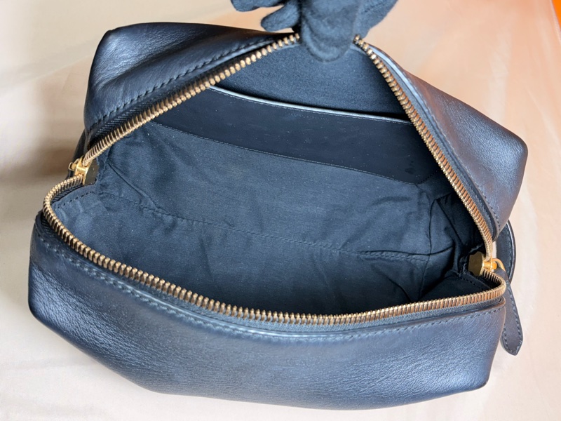 🔥超級好看 Burberry 巴寶莉 大logo黑紅手拿包 化妝包-3