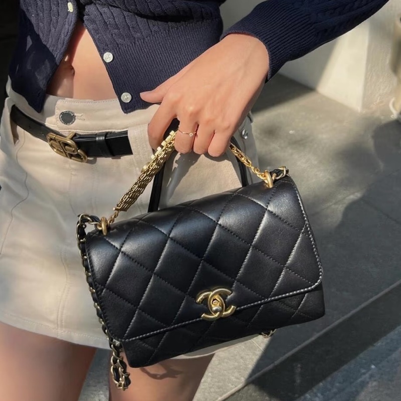 CHANEL💄美神駕到99新限量TNEWChanel 香奈兒黑金水鑽logo字母手柄秀款大號口蓋包鏈條包單肩斜挎包-25