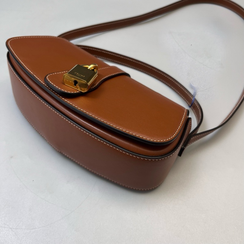 98新Celine復古棕光面牛皮鎖頭包-2