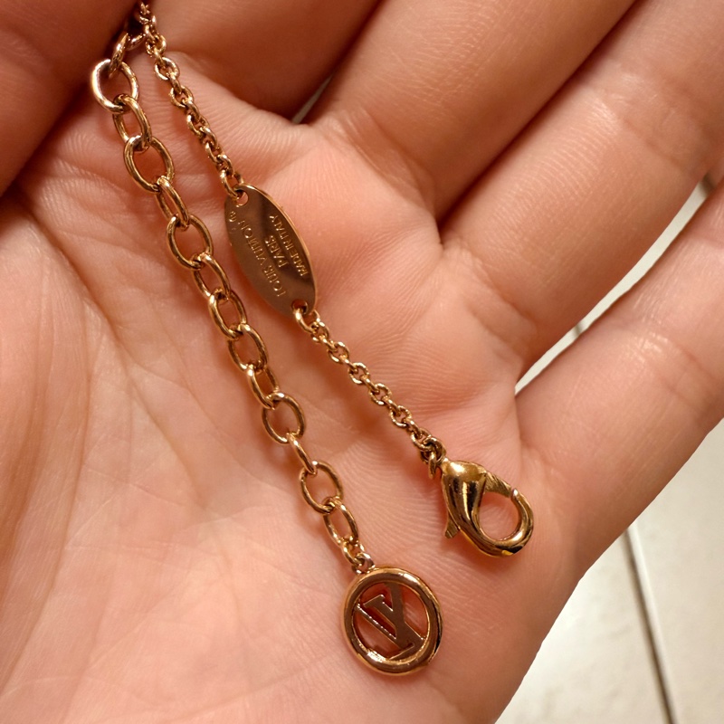 LV Iconic Louisa 項鍊-9