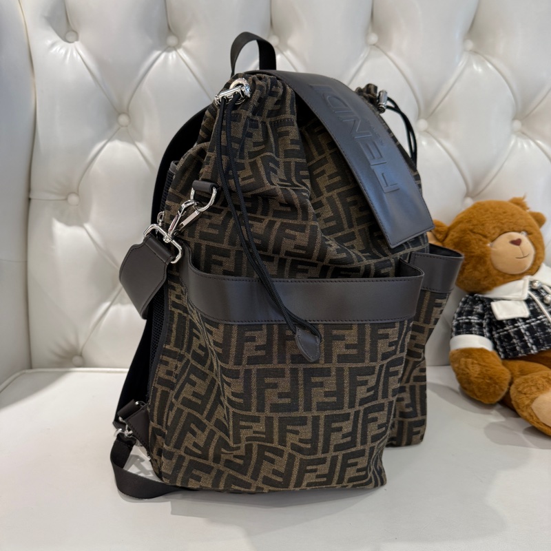 FENDI緹花布拼皮革後背包/咖啡色-1