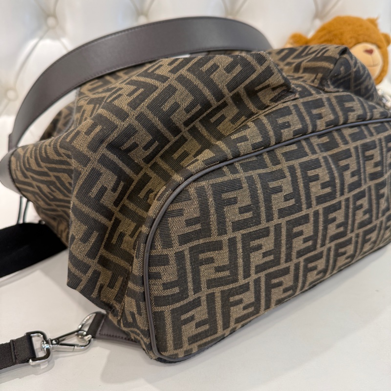 FENDI緹花布拼皮革後背包/咖啡色-6