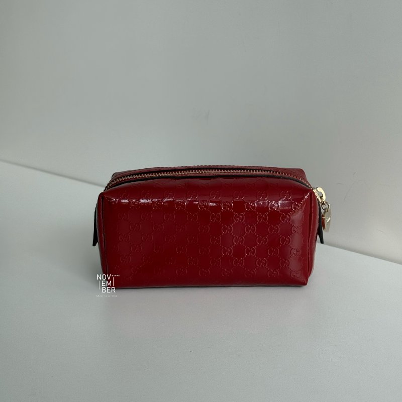 99新🆕 Gucci 古馳 壓紋Logo化妝包 紅色金釦-0