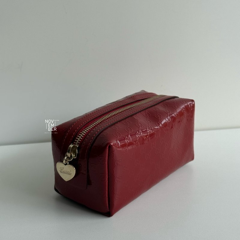 99新🆕 Gucci 古馳 壓紋Logo化妝包 紅色金釦-1