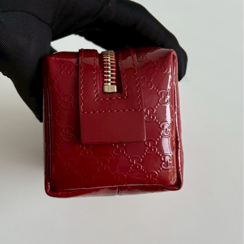 99新🆕 Gucci 古馳 壓紋Logo化妝包 紅色金釦-12