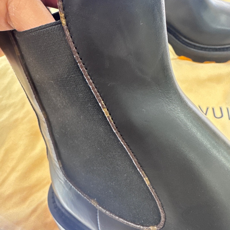 LouisVuitton經典黑色牛皮拼老花粗跟中筒靴 塵袋+有盒子/ 37.5-6